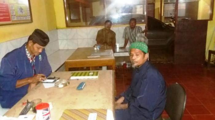 Mengaku Sebagai Nabi, Saharuddin : " Ssst, Jangan Ribut ,.. Tuhan Marah,"