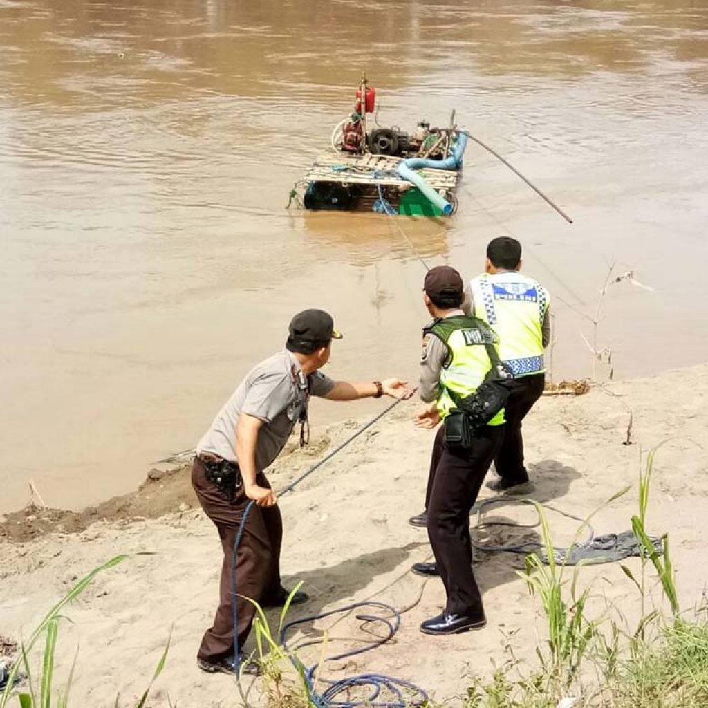 tambang pasir illegal