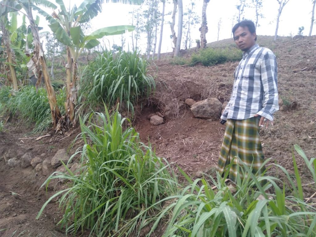  Lahan  Tanah Di  Rusak  Seorang Warga Curah Suri Ancam Akan 