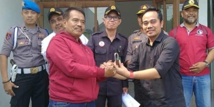 Eksekusi Rumah dan Bangunan di Grogol Kab Kediri berlangsung Lancar Tanpa Perlawanan