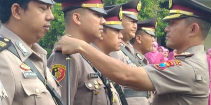 3 Pama dan Satu Pamen Polresta Kediri di Mutasi Jabatan