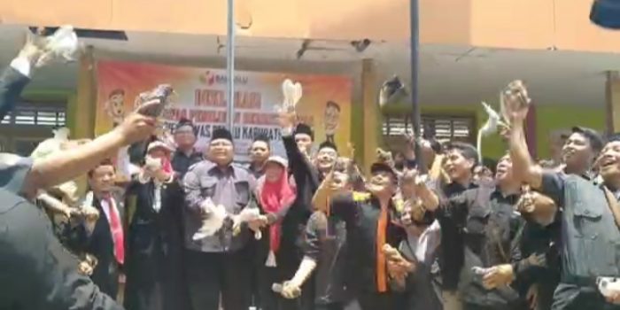 Pelepasan Burung Merpati Deklarasikan Pengawas Berintegritas