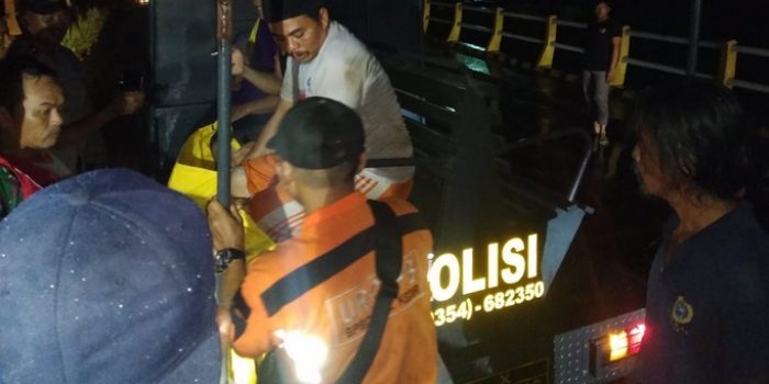 Seberangi Sungai Tiga Santri Terseret Arus Satu Meninggal Dunia