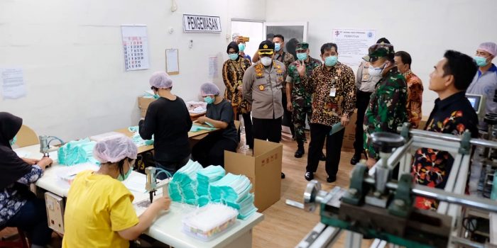 Forkopimda, Order Alat Kesehatan Dan Pelindung Diri Ke Perusahaan Kesehatan Di Sidoarjo