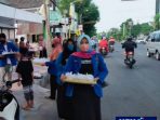 Apresiatif: Berkah Ramadhan, PMII Bagikan Takjil, Handsanitizer dan Masker