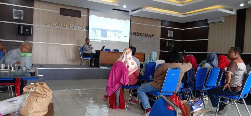 Pembekalan tenaga fasilitator KOTAKU 2020 Kabupaten Jombang Keterangan foto : Pemotretan gambar diambil tgl 10 maret 2020, sebelum situasi darurat covid di kabupaten jombang