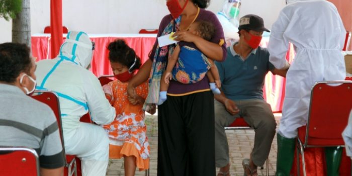 1533 Warga Jalani Rapid Test Massal di RS Kilisuci Kota Kediri