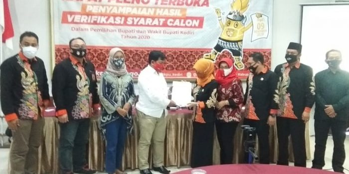 KPU Kab Kediri, Gelar Rapat Pleno Penyampaian Hasil Verifikasi Syarat Calon