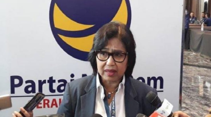 Ketua DPP Partai Nasdem nonaktif, Irma Suryani Chaniago, menanggapi sinis masuknya nama mantan calon wakil presiden (cawapres) itu dalam kabinet