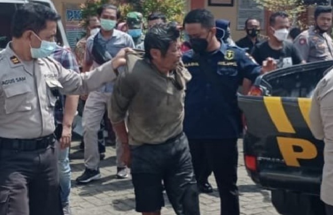 Warga Kandangan Ngamuk di Warung, Perwira Polisi Dibacok