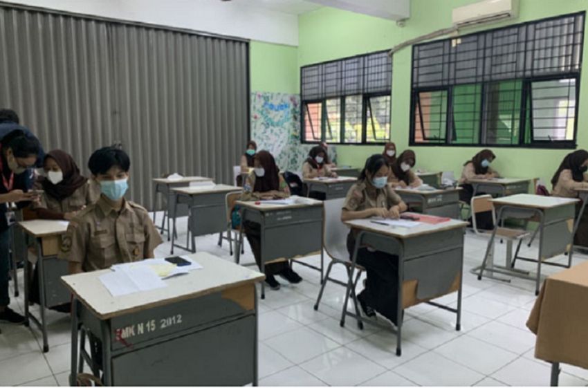 9 Siswa Terpapar COVID-19, SMP Negeri 22 Gresik Hentikan PTM