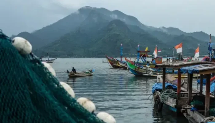 Operasi Pencarian Intensif Digelar: ABK KM Sumber Sejati Dilaporkan Hilang Usai Bertolak dari Pantai Popoh