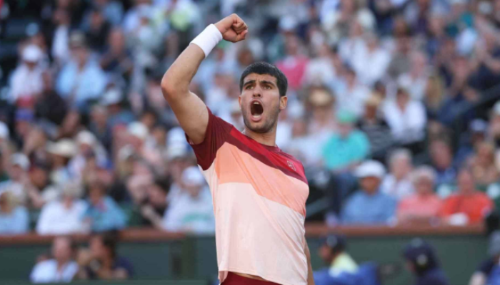 Alcaraz Tantang Djokovic di Semifinal Miami Open: Pertarungan Para Raja Tenis