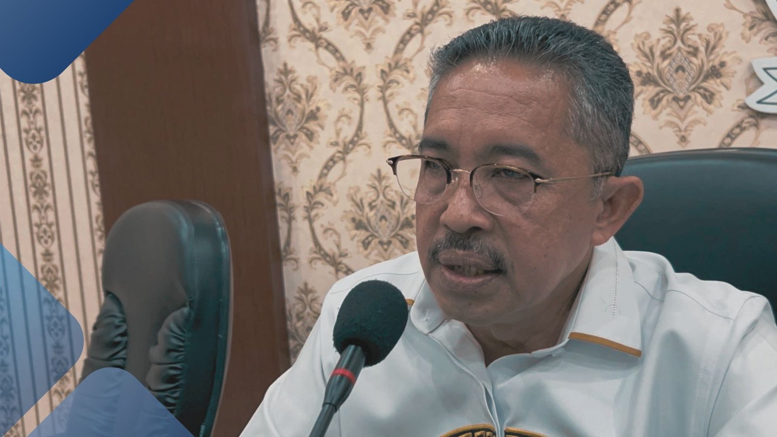 Antrean obat RSUD Soedomo Trenggalek