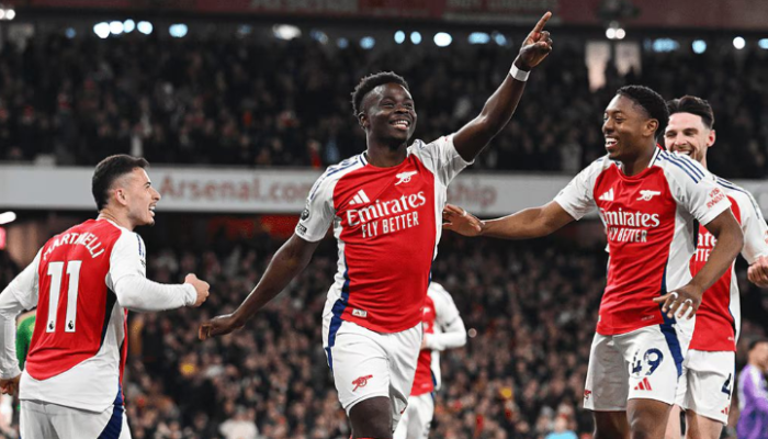 Arsenal Bantai Fulham di Emirates, Gol Sundulan Mautnya Bikin Merinding