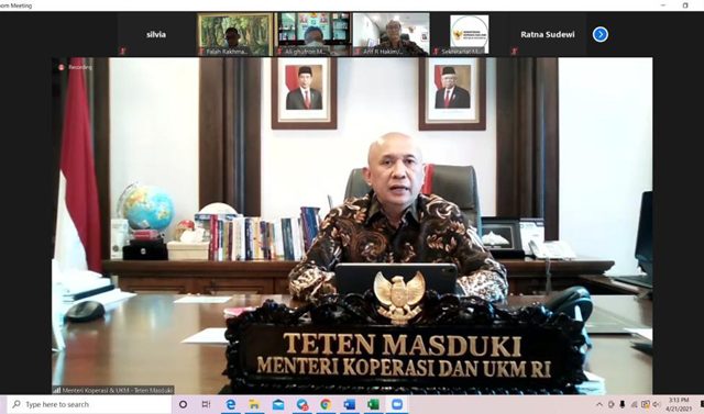 Menteri Teten Sebut Vaksinasi Covid-19 Kunci Pemulihan UMKM