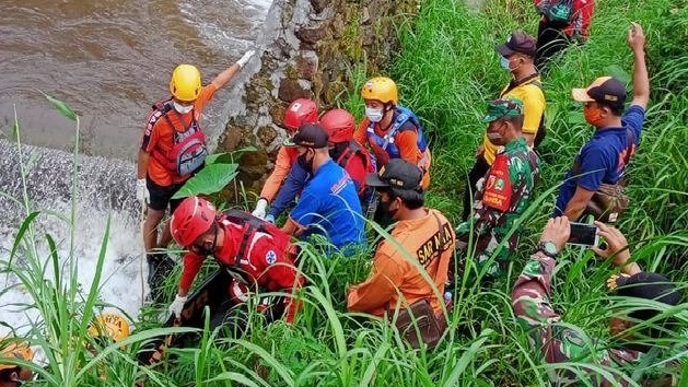 Balita Hanyut Terseret Banjir, Ditemukan Meninggal