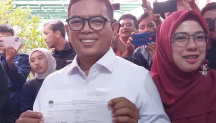 Banjir Jabodetabek: Gubernur Banten Serukan Aksi Bersama, Solusi Lintas Wilayah