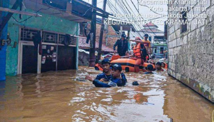 Stasiun Malang Banjir Penumpang, Ratusan Ribu Orang Padati Arus Mudik Lebaran