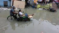 Banjir Kepung Pandeglang Banten, Warga Panik Minta Dievakuasi