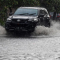 Banjir setinggi 10 cm mengganggu lalu lintas menuju Bandara Soekarno-Hatta