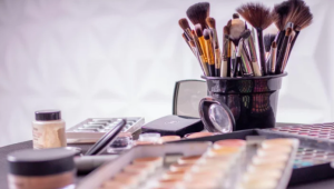 Belajar Make Up dengan Panduan Simpel dan Praktis