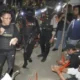 Benteng Hitam Narkotika Kembali Jebol: Polisi Angkut Tujuh Orang dari Sarang Kampung Ambon