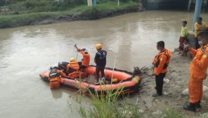 Berenang di Sungai Bedagai, Pelajar Hilang Terseret Arus