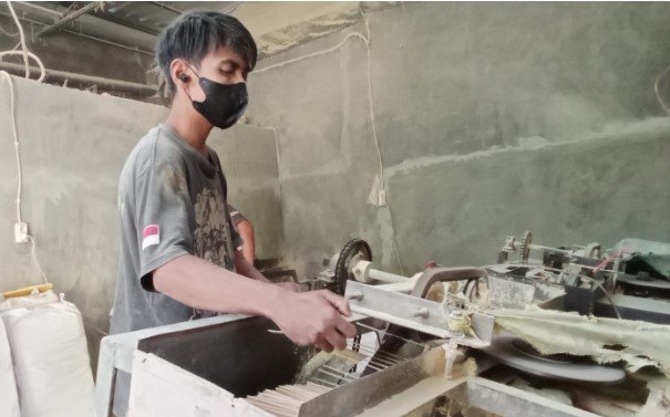 Berkah Iduladha Tusuk Sate galan Trenggalek Panen Permintaan dari Jawa Tengah