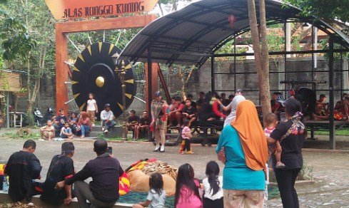 Bersih Desa di Kelurahan Ngegong, Angkat Budaya Nusantara