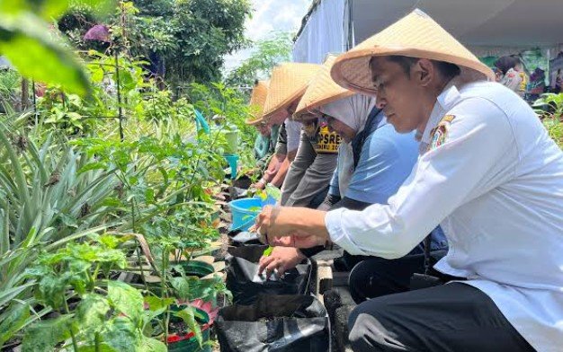 Blitar Memanen Masa Depan, Akankah Halaman Rumah Jadi Penyelamat Ketahanan Pangan Kota