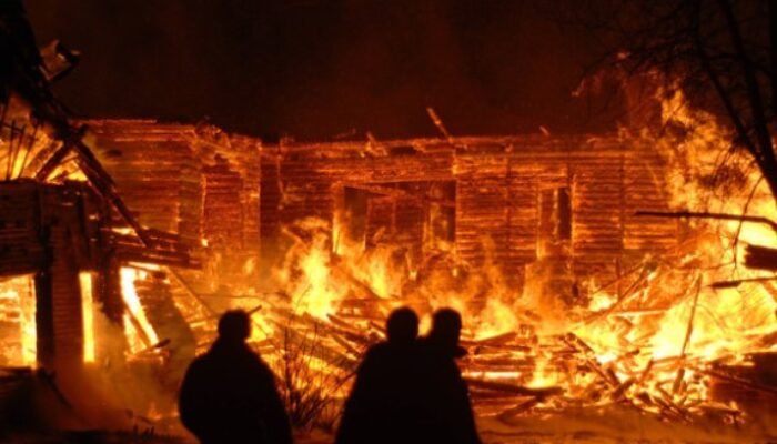 Bocah 9 Tahun Teror Sukabumi, Belasan Rumah Rata dengan Tanah