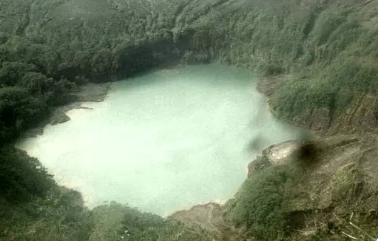 Bualan Air Masih Terlihat, Kondisi Danau Kawah Gunung Kelud Dipantau Ketat Meski Status Normal