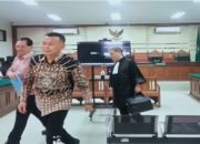 Bupati Ponorogo Sugiri menangis di depan hakim ngaku bukan korupsi tapi hutang piutang