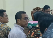 Camat Ngaku Terdesak, Terima Uang Karena Wanita