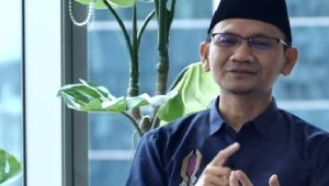 4 Cara Meningkatkan Khusyuk Saat Ibadah Sholat Menurut Ustadz Annisaroni