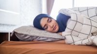 5 Cara Menghilangkan Suara Dengkuran Saat Tidur agar Tak Ngorok