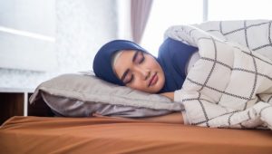 5 Cara Menghilangkan Suara Dengkuran Saat Tidur agar Tak Ngorok