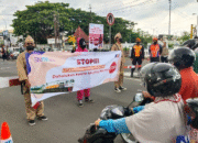 Commuter Line Bogor Tertemper Mobil, Evakuasi Penumpang Jadi Prioritas