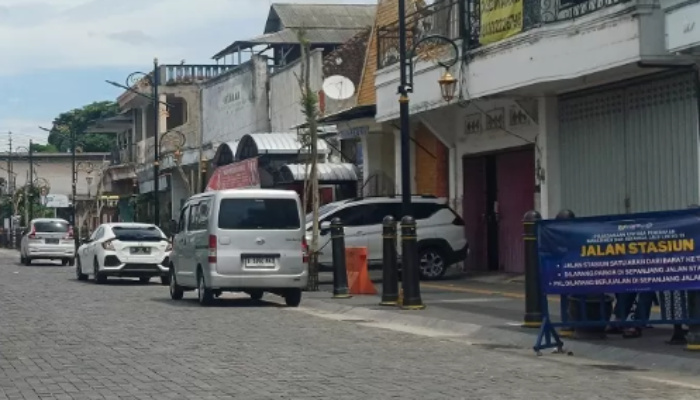 DPRD Kota Kediri Desak Solusi Parkir Terpadu di Kawasan Stasiun Kediri Guna Cegah Kemacetan