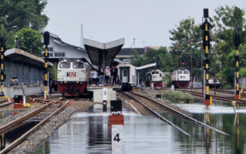 Dampak Banjir Semarang KAI Batalkan Perjalanan KA Brantas dan Matarmaja