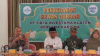 Danone Indonesia Berbagi Kebahagiaan dengan Sumbangan Hewan Kurban