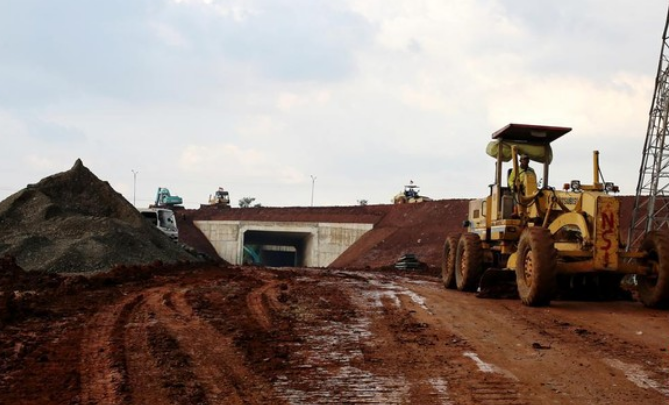 Darah-darah Tersembunyi! Tanah Tol 87,9 Juta Meter Tak Bersertifikat?