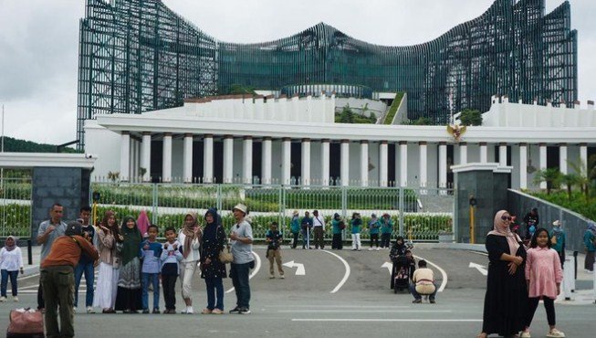 Dari Kucuran Rp 75,8 Triliun Jokowi hingga Fokus Otorita di Bawah Prabowo