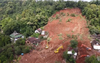 Dari Petaka Ngetos 2021 hingga Proyek Watu Lawang 2026: Mengapa Hulu Gunung Wilis Tak Pernah Beneran Aman? 3 Dari Petaka Ngetos 2021 hingga Proyek Watu Lawang 2026