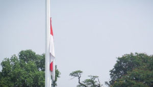 Demi Bendera Merah Putih, Mereka Lakukan Hal Tak Terduga!