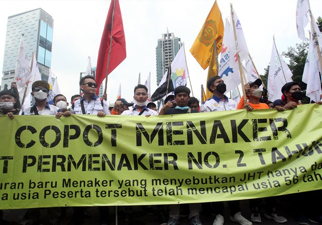 Jika Aturan Baru JHT Diberlakukan, Buruh Ancam Demo Besar-besaran