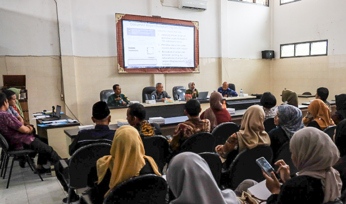 Dispendukcapil Kota Kediri Dengarkan Suara Rakyat Melalui Forum Konsultasi Publik