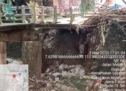 Diterjang Banjir, Jembatan Swadaya Desa Gejagan Ambrol, Akses Petani Lumpuh, Pemdes Harap BPBD Segera Turun
