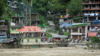 Drama Mengerikan di Himalaya: Banjir Bandang Merenggut 42 Nyawa!